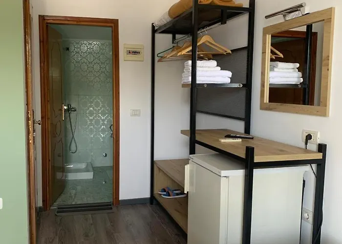 住宿加早餐酒店 Onhezmi Sarandë